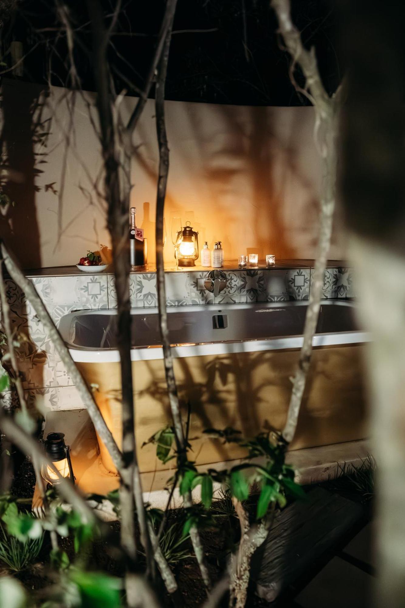 Safari Moon Luxury Bush Lodge Ходспруит Екстериор снимка